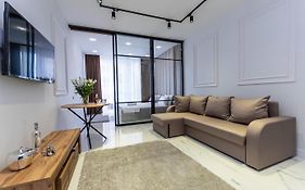 Nikira Apartment 152 Smart Plaza Obolon Metro Minsk